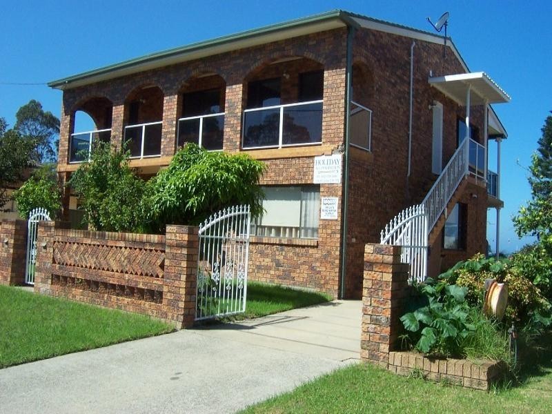 32b Myamba Parade, Surfside NSW 2536