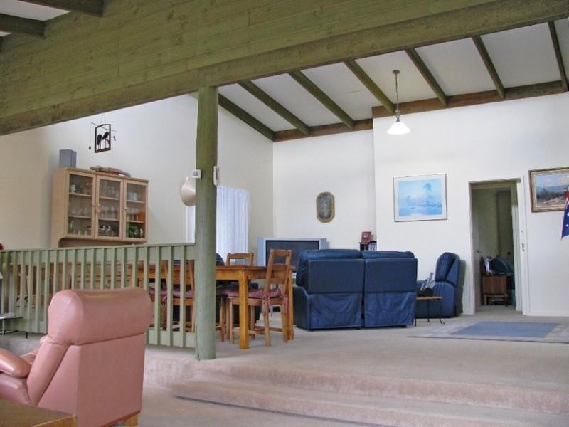 121 Ainslie Parade, Tomakin NSW 2537