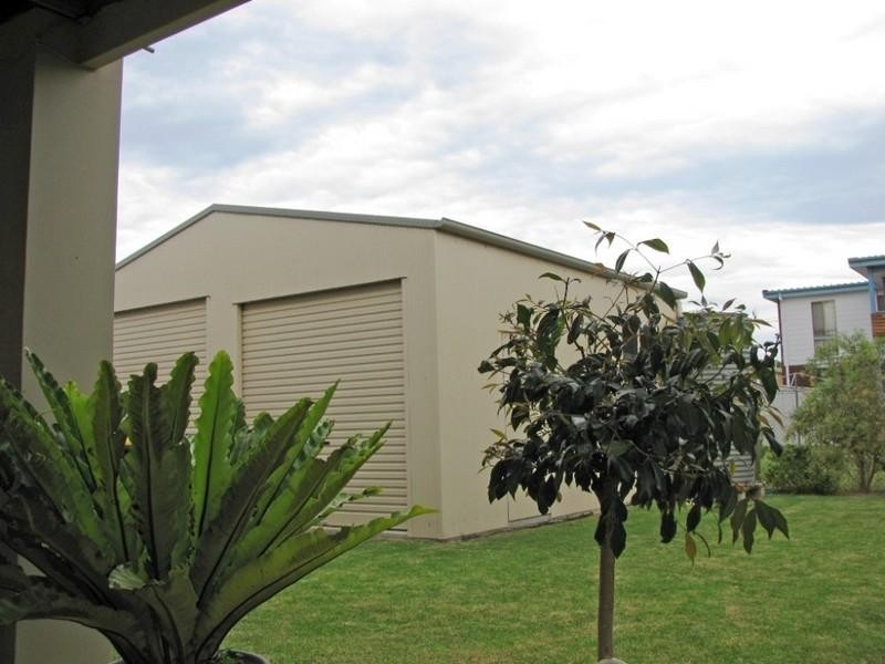 121 Ainslie Parade, Tomakin NSW 2537