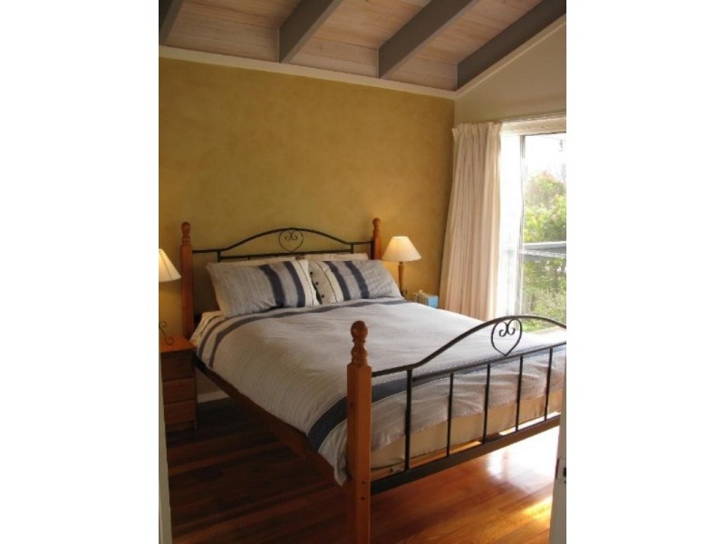 126B Sunpatch Parade, Tomakin NSW 2537