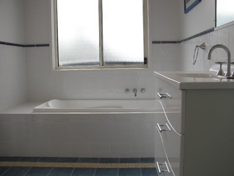 126B Sunpatch Parade, Tomakin NSW 2537