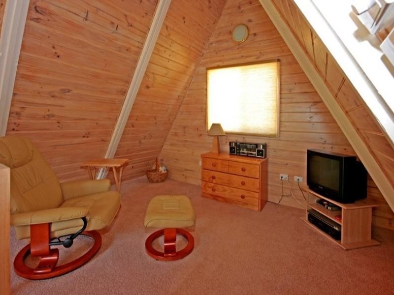 28 Tallawang Avenue, Malua Bay NSW 2536