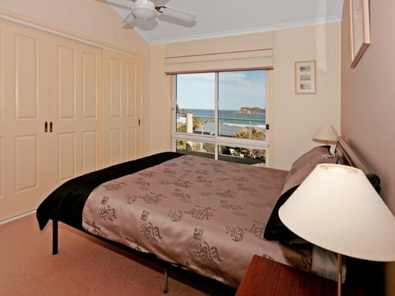 28 Tallawang Avenue, Malua Bay NSW 2536