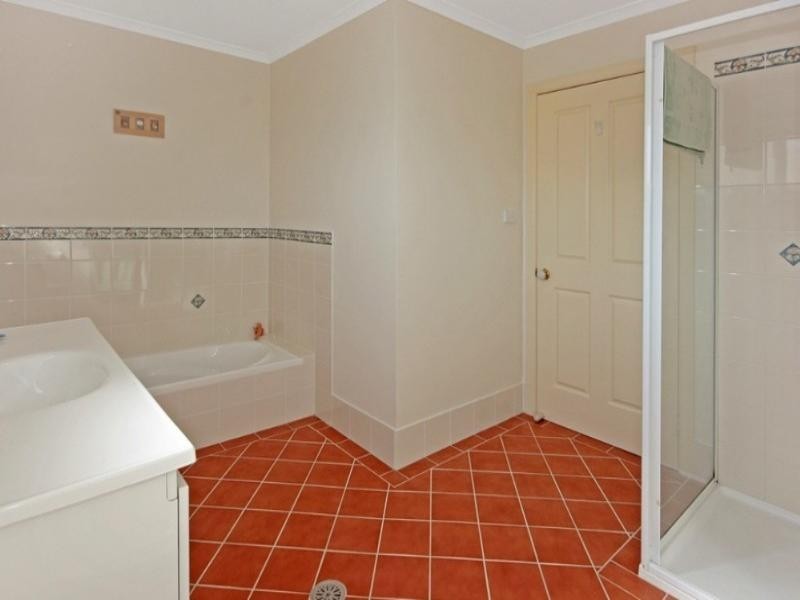 28 Tallawang Avenue, Malua Bay NSW 2536