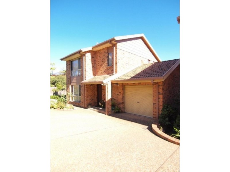 4/4-6 Crag Road, Batehaven NSW 2536
