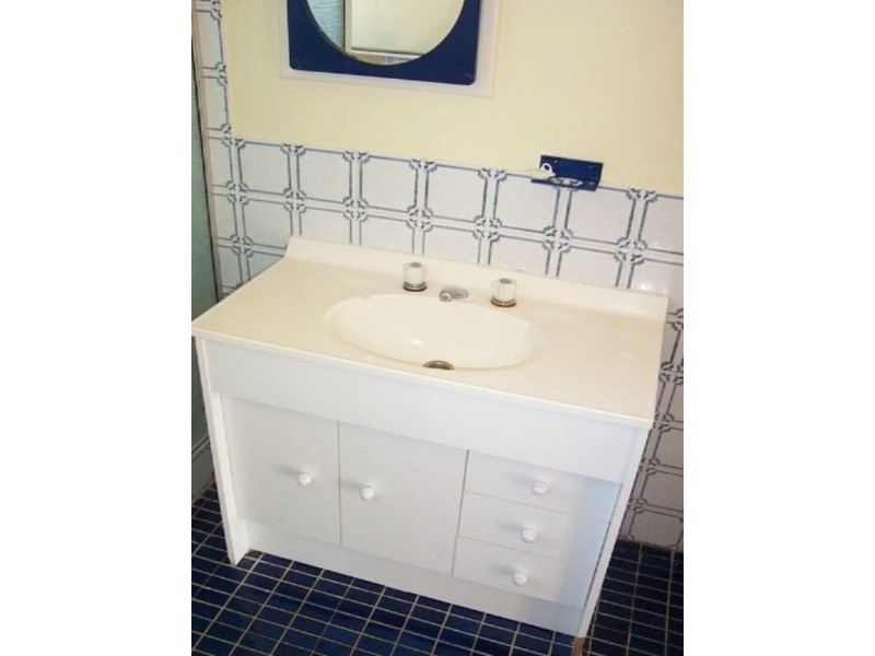 36 Ocean Avenue, Surf Beach NSW 2536