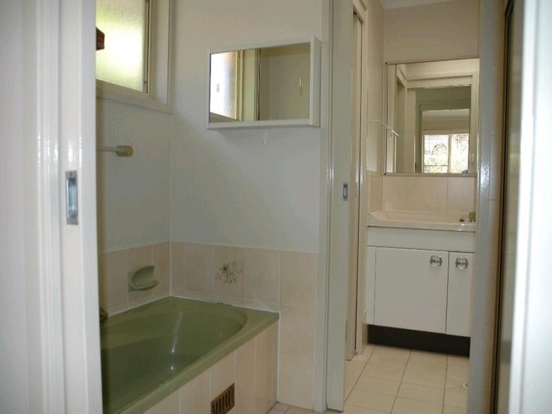 29 Peninsula Drive, Surfside NSW 2536