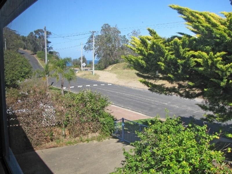 19 Heath Street, Broulee NSW 2537