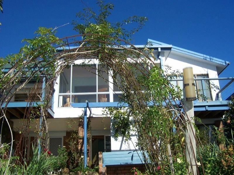 20 Iluka Avenue, Malua Bay NSW 2536