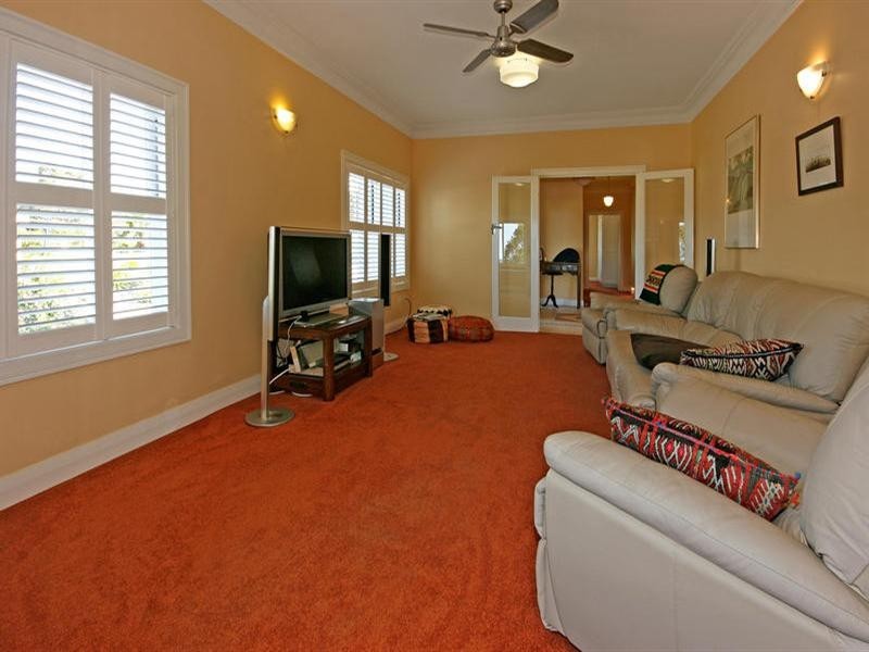 110 Vista Avenue, Batemans Bay NSW 2536