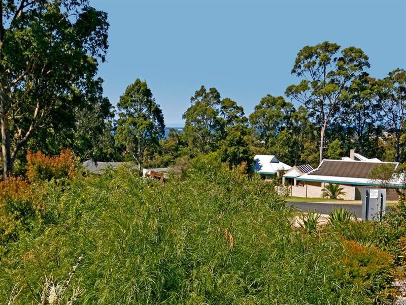 110 Vista Avenue, Batemans Bay NSW 2536