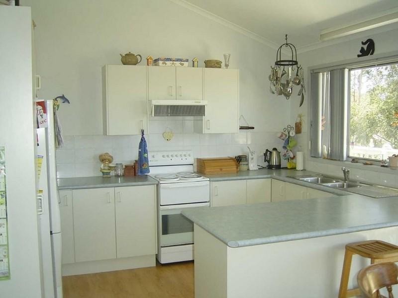 2/51 Cook Avenue, Surf Beach NSW 2536