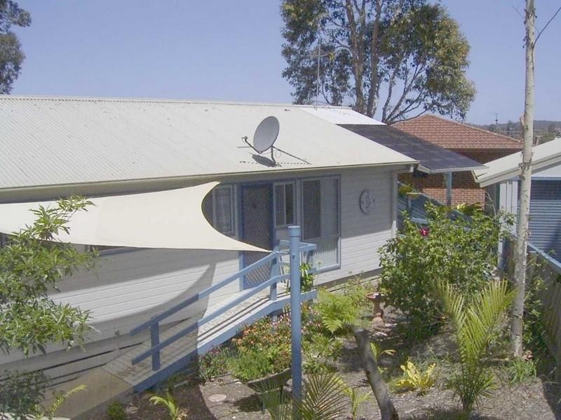 2/51 Cook Avenue, Surf Beach NSW 2536