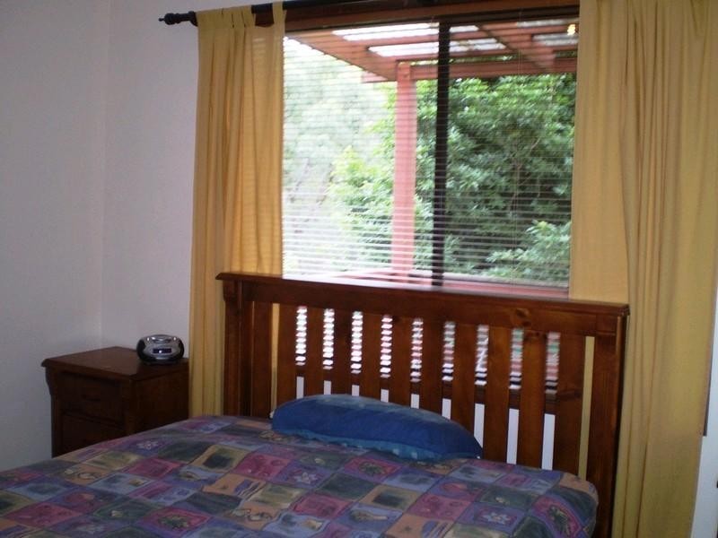 100 Country Club Drive, Catalina NSW 2536