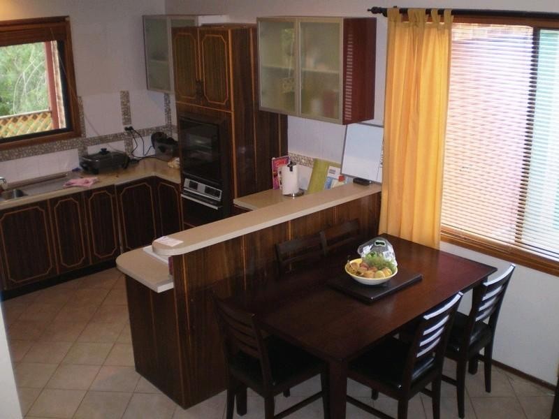 100 Country Club Drive, Catalina NSW 2536