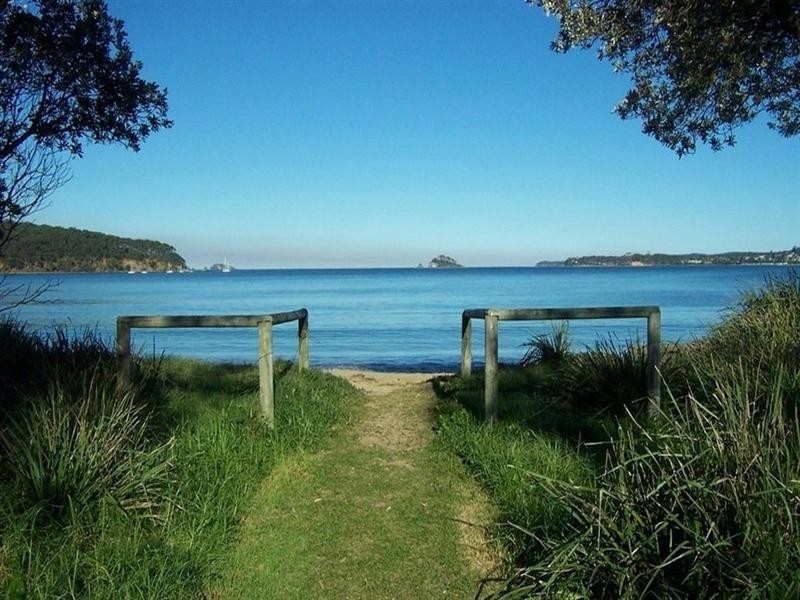 70 Palana Street, Surfside NSW 2536