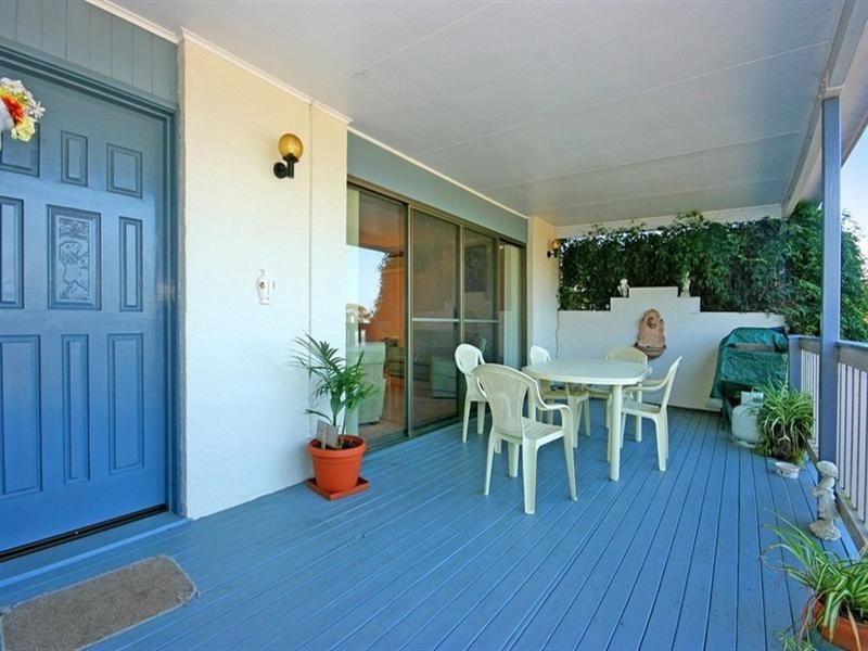 70 Palana Street, Surfside NSW 2536