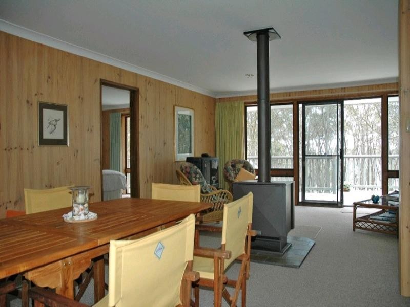 9 Dale Place, Batemans Bay NSW 2536