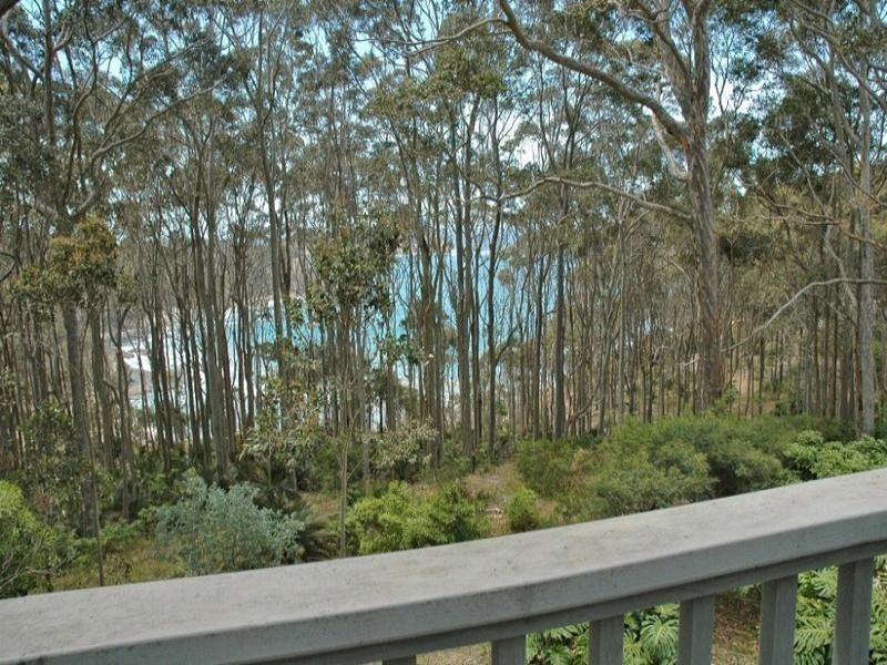9 Dale Place, Batemans Bay NSW 2536