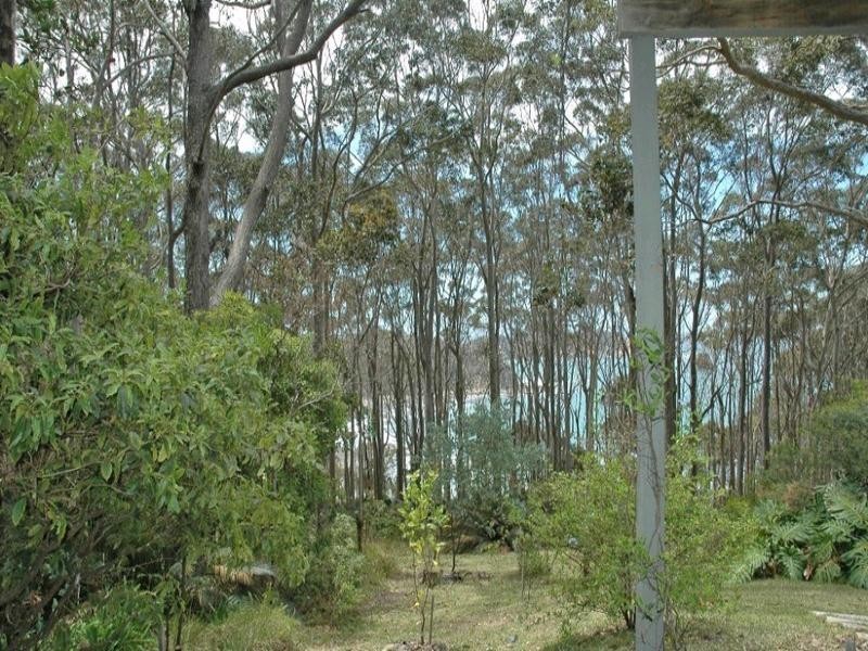 9 Dale Place, Batemans Bay NSW 2536
