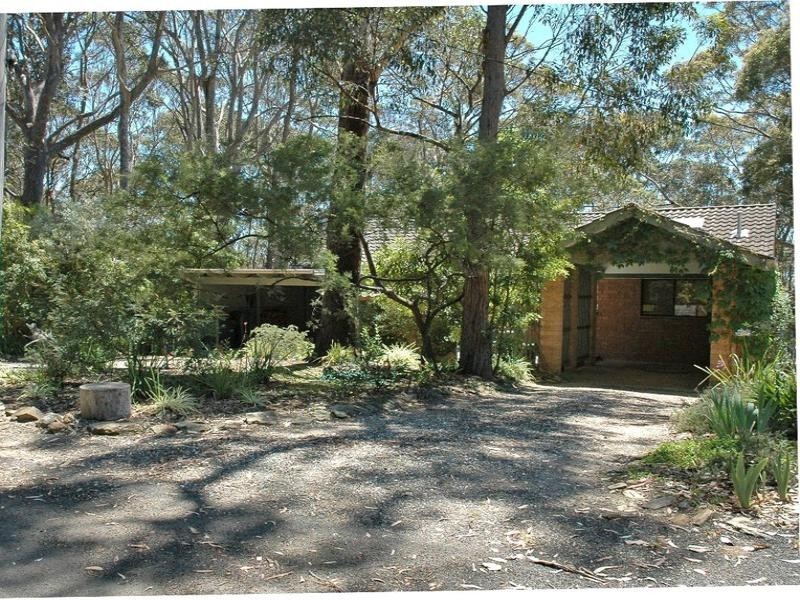 9 Dale Place, Batemans Bay NSW 2536