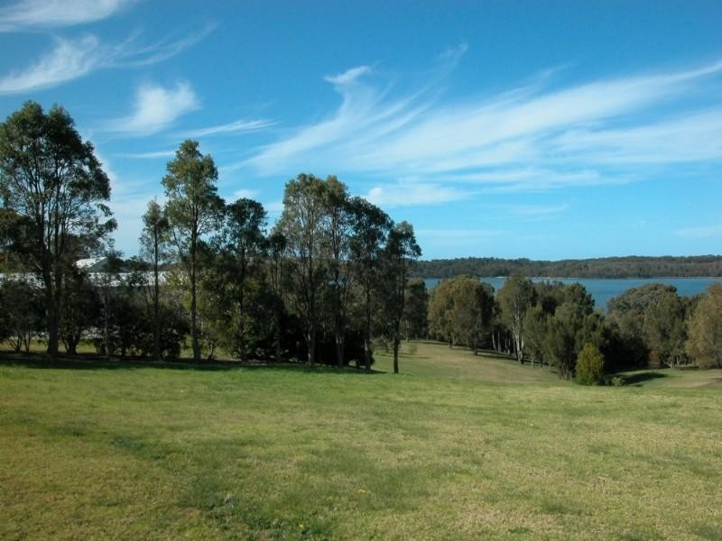 42 Skipjack Reach, Tuross Head NSW 2537