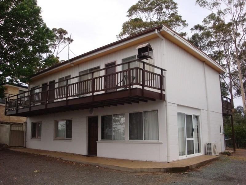 1/24 Ocean Road, Batehaven NSW 2536