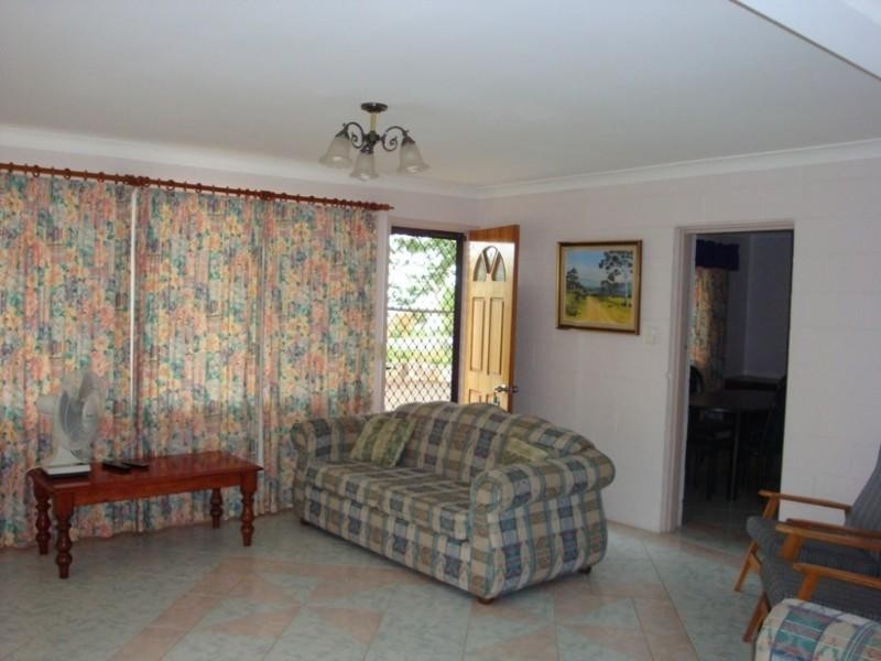 1/24 Ocean Road, Batehaven NSW 2536