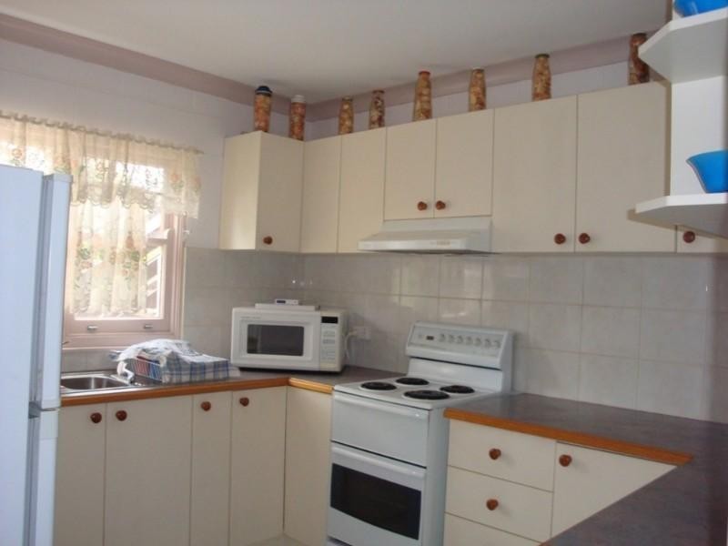 1/24 Ocean Road, Batehaven NSW 2536