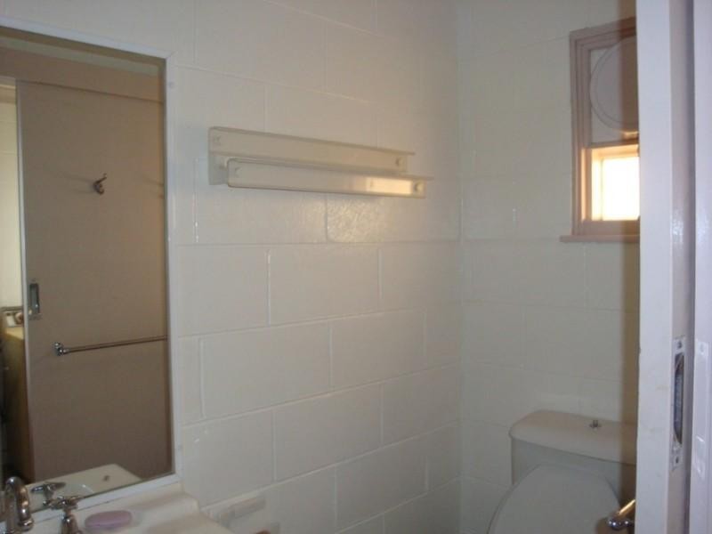 1/24 Ocean Road, Batehaven NSW 2536