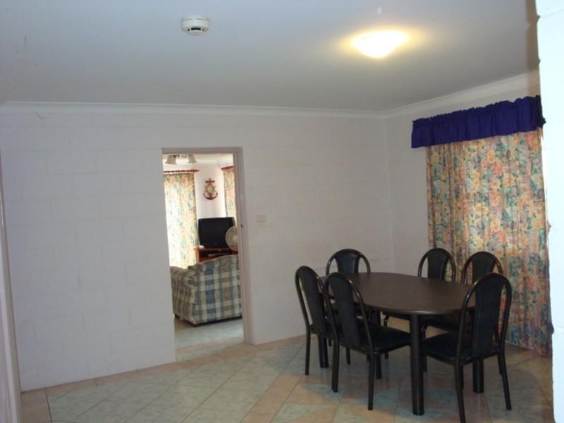 1/24 Ocean Road, Batehaven NSW 2536