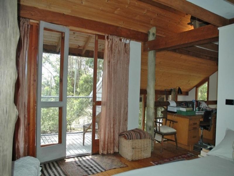 27 Rosedale Parade, Batemans Bay NSW 2536