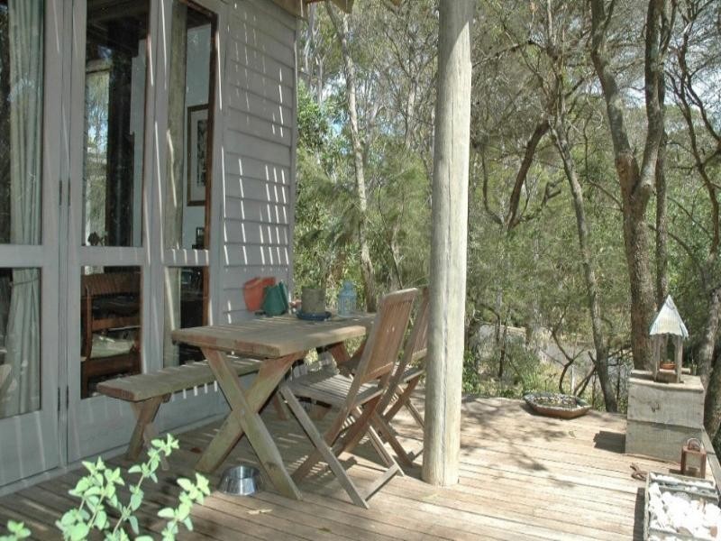 27 Rosedale Parade, Batemans Bay NSW 2536