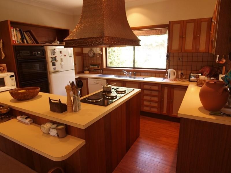 56 Cook Avenue, Surf Beach NSW 2536