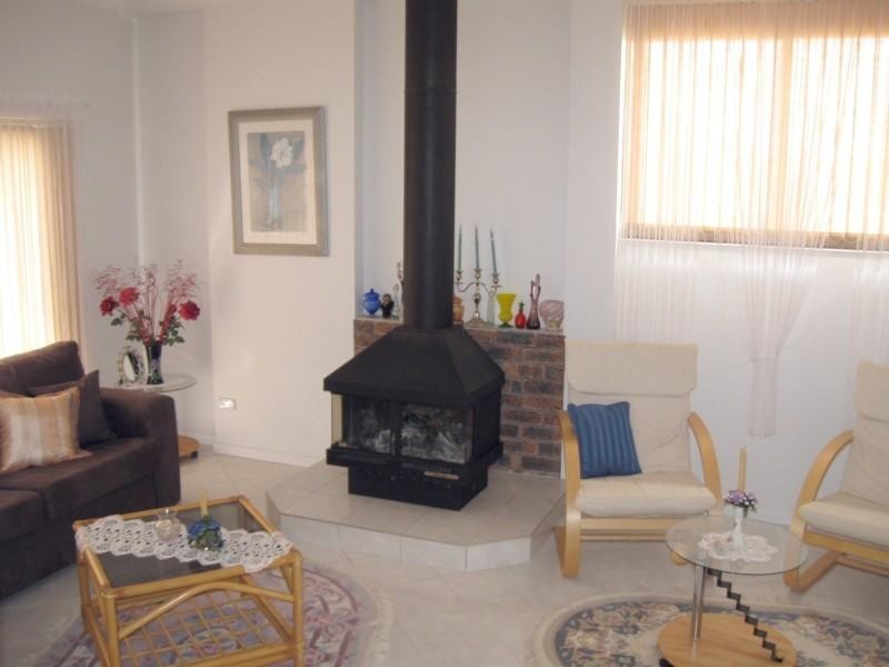 2a Barbara Crescent, Denhams Beach NSW 2536