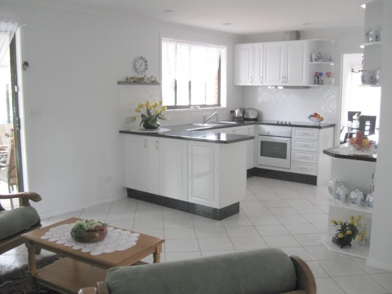 2a Barbara Crescent, Denhams Beach NSW 2536