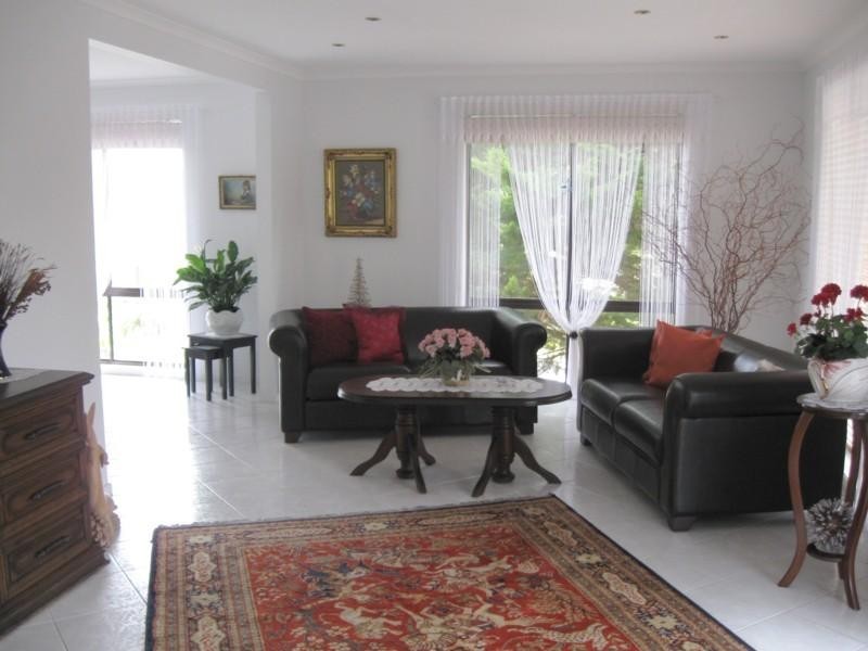 2a Barbara Crescent, Denhams Beach NSW 2536