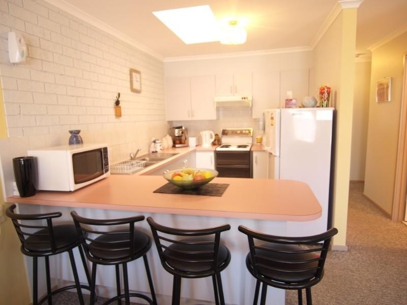 4/5 Drinnan Close, Surf Beach NSW 2536