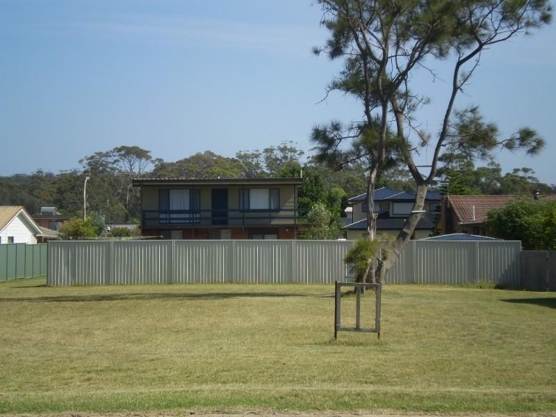 20 Maloneys Drive, Maloneys Beach NSW 2536