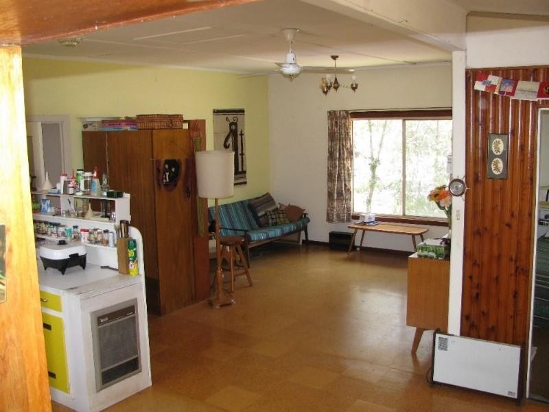 23 Surfside Avenue, Mossy Point NSW 2537