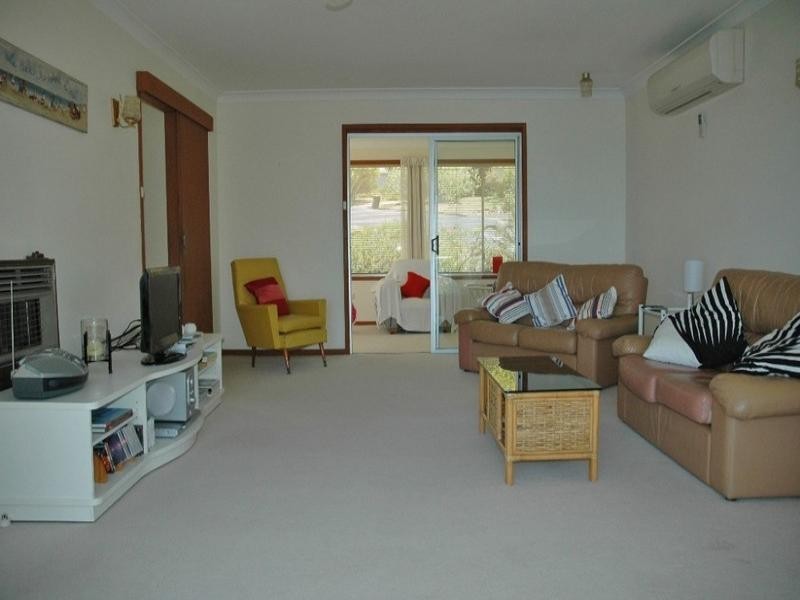 21 Barbara Avenue, Denhams Beach NSW 2536