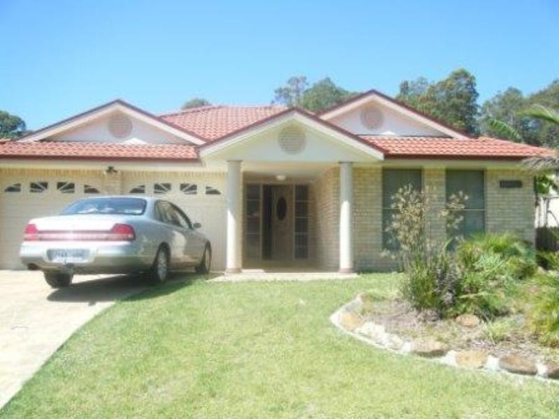 5 Correa Place, Catalina NSW 2536