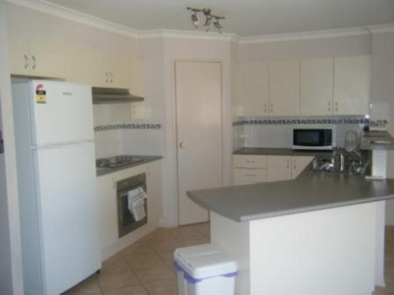 5 Correa Place, Catalina NSW 2536