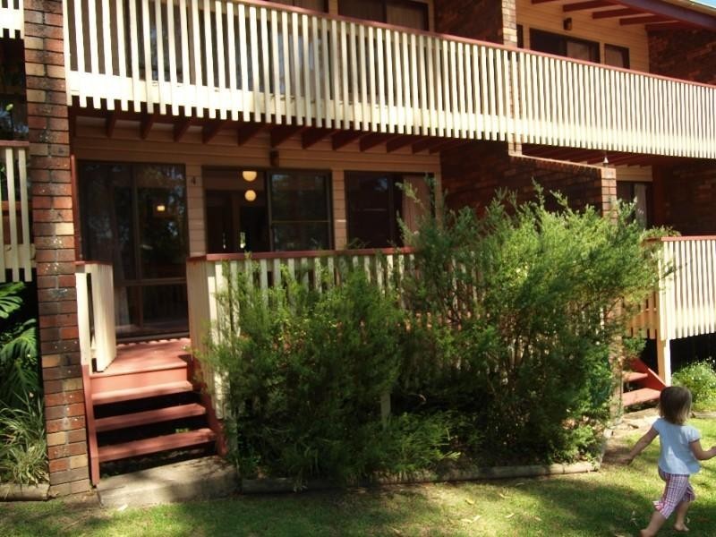 4/700 Beach Road, Surf Beach NSW 2536