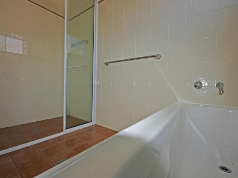 1/380 Beach Road, Batehaven NSW 2536