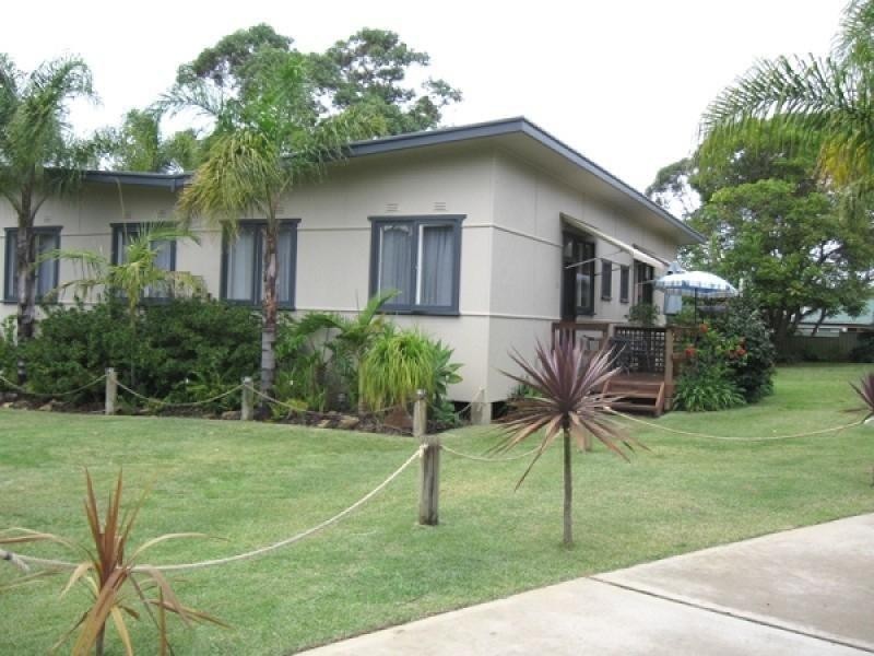 6 Clarke Street, Broulee NSW 2537