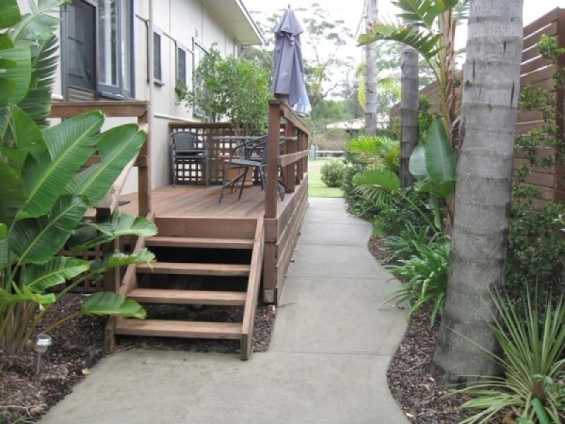 6 Clarke Street, Broulee NSW 2537