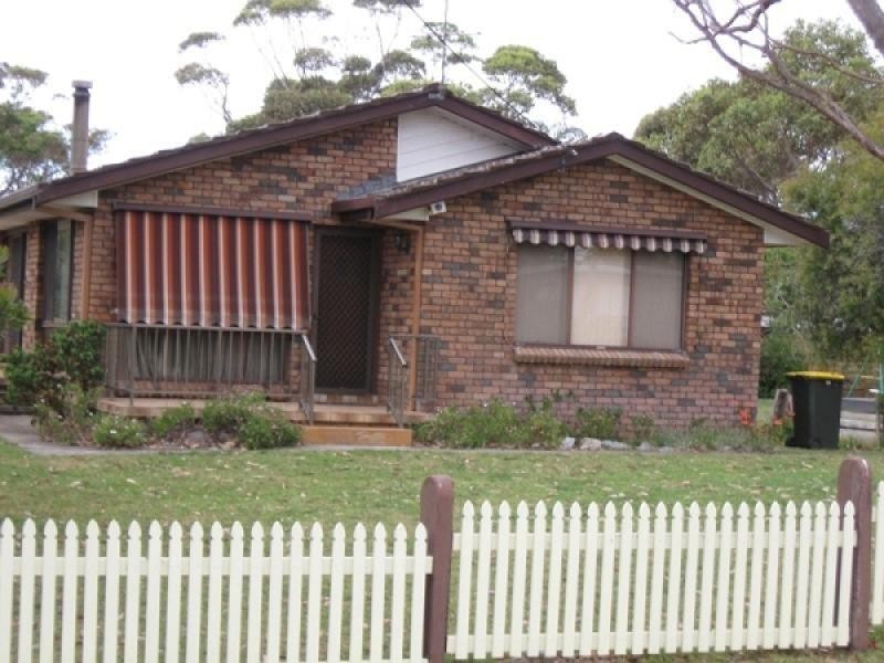 48 Grant Street, Broulee NSW 2537