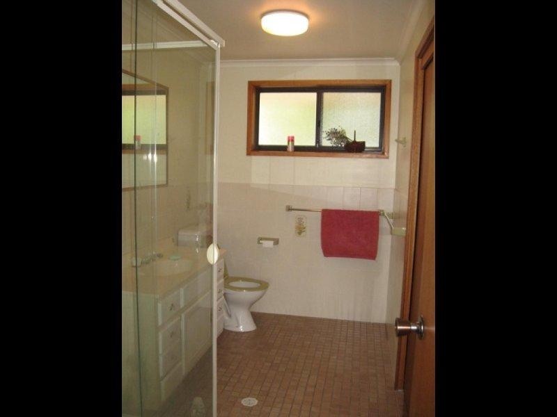 48 Grant Street, Broulee NSW 2537