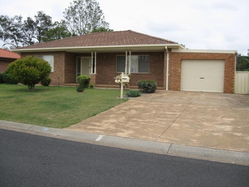 3 Suzanne Way, Broulee NSW 2537